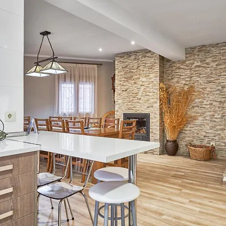 Cosy House In With Mountain View Casa de Férias *