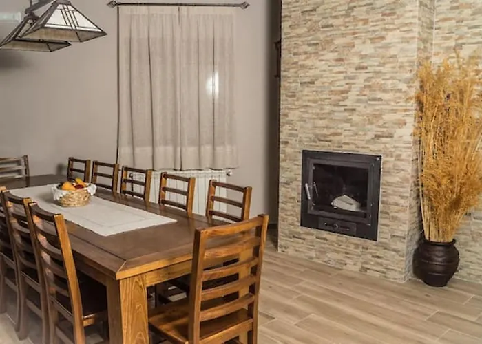 펜션 Cosy House In With Mountain View San Bartolomé de Pinares