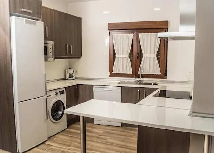 Cosy House In With Mountain View *