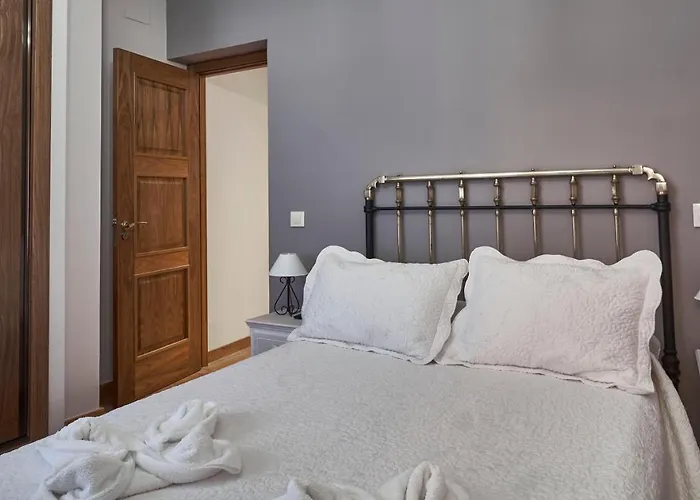 Cosy House In With Mountain View 펜션 San Bartolomé de Pinares