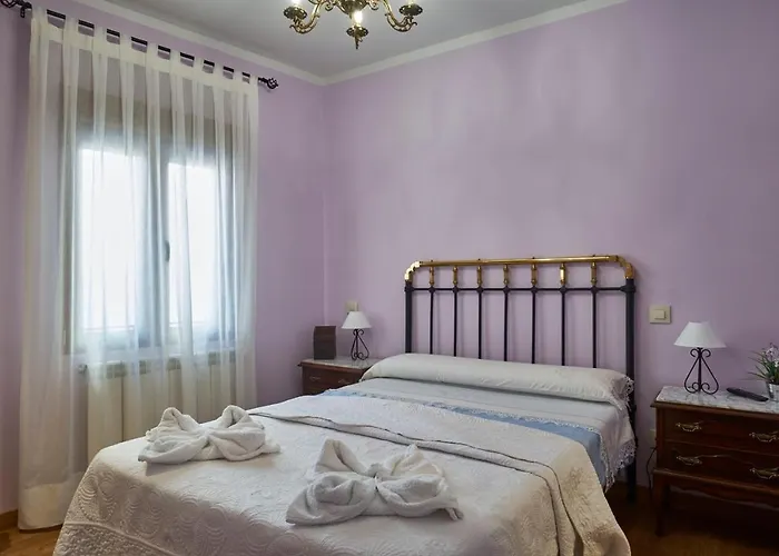 Cosy House In With Mountain View 펜션