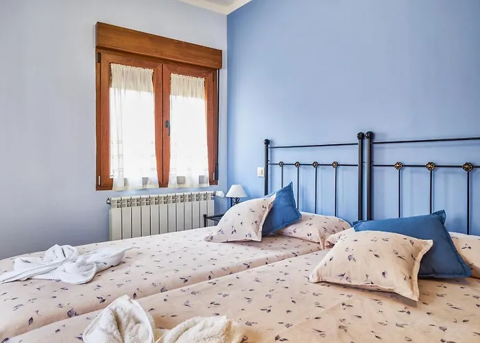 펜션 Cosy House In With Mountain View *